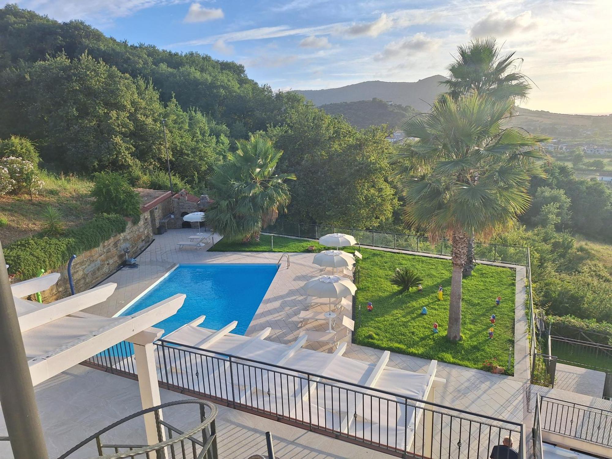 Country House Marj & Jo Resort Agropoli Bagian luar foto