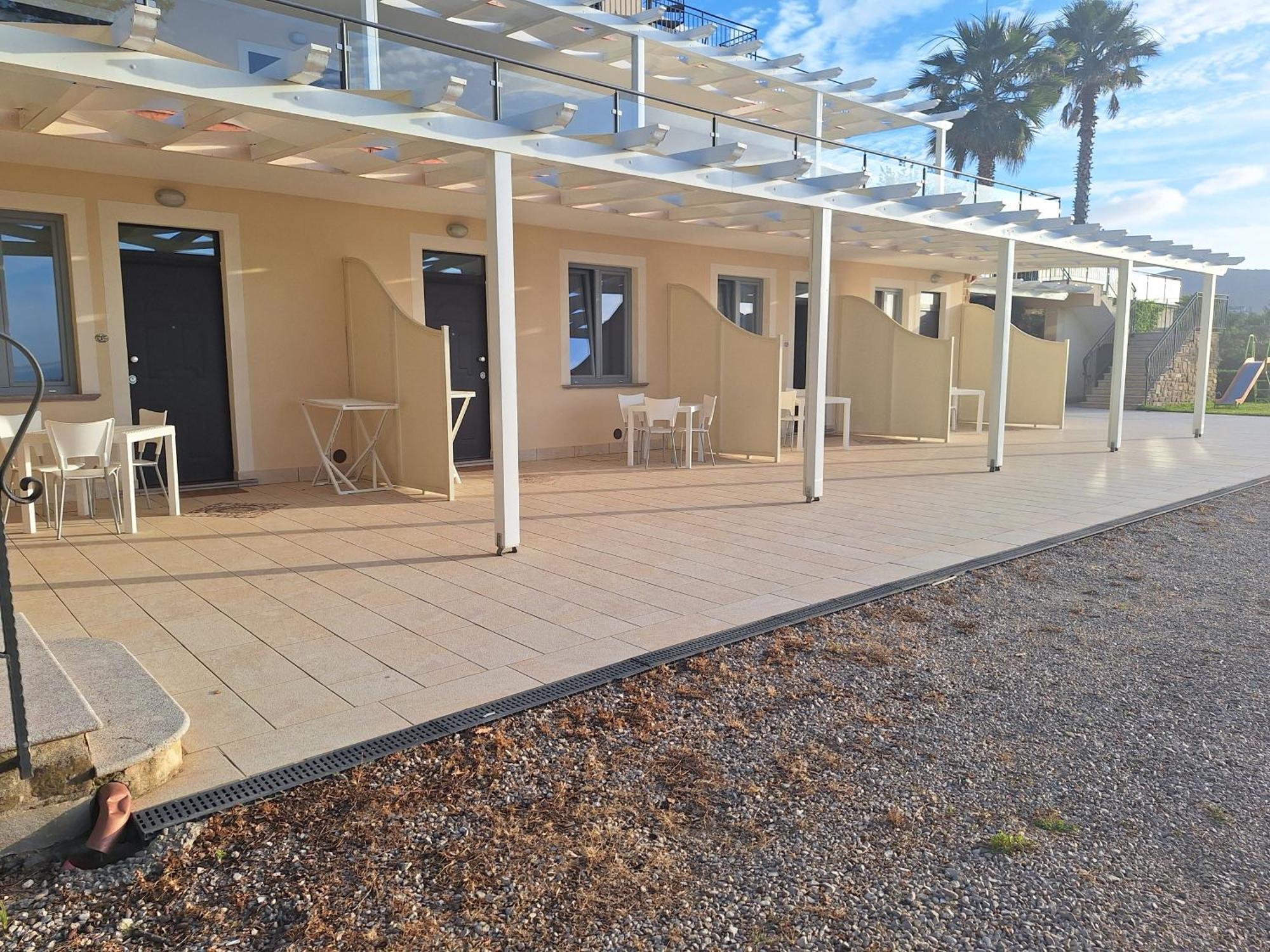 Country House Marj & Jo Resort Agropoli Bagian luar foto