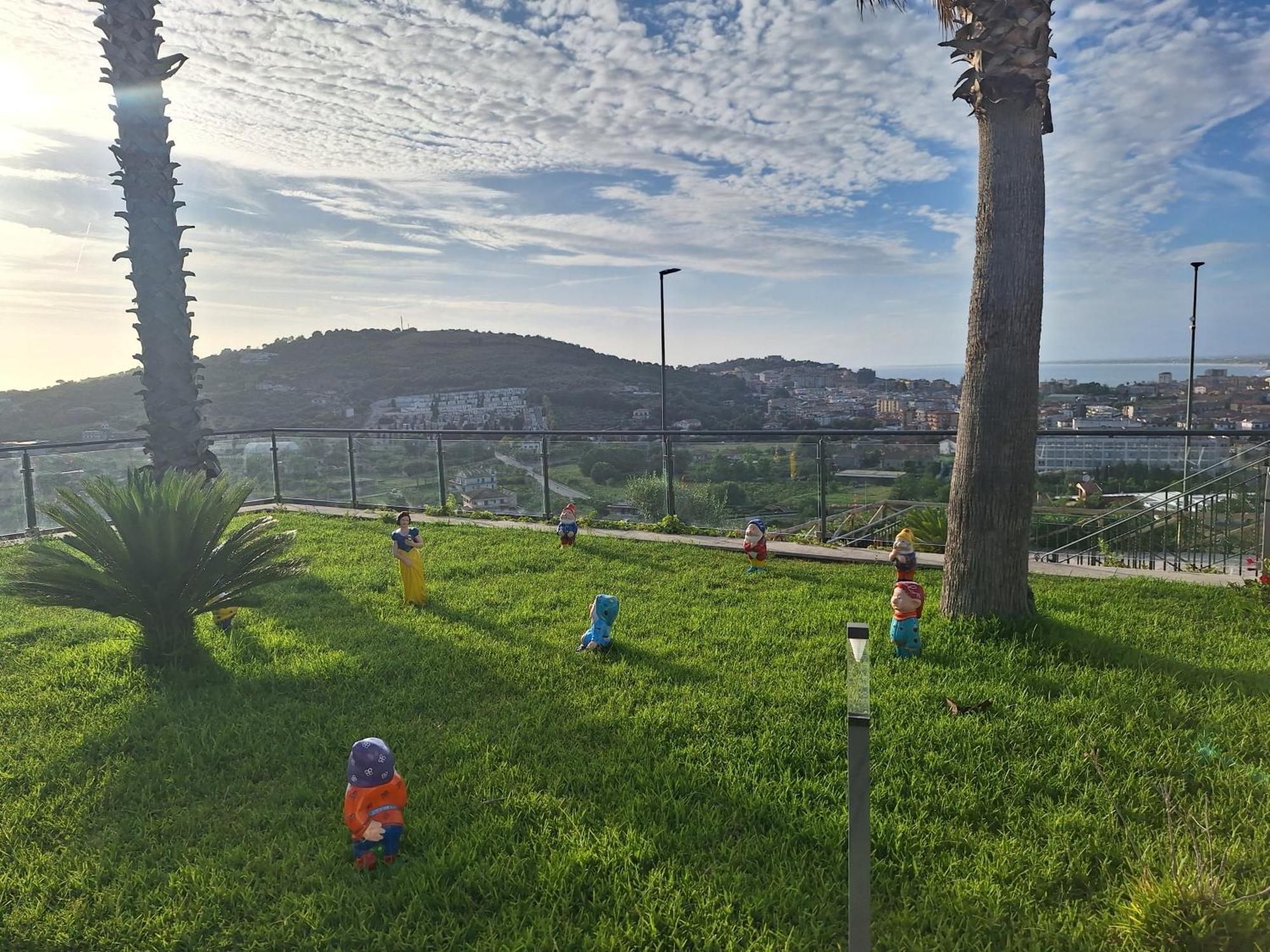 Country House Marj & Jo Resort Agropoli Bagian luar foto